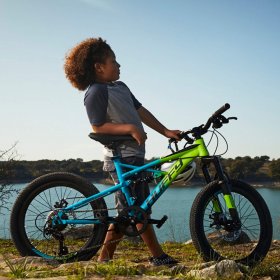 Huffy 20-inch Oxide Boys Mountain Bike for Kids , Lime / Blue